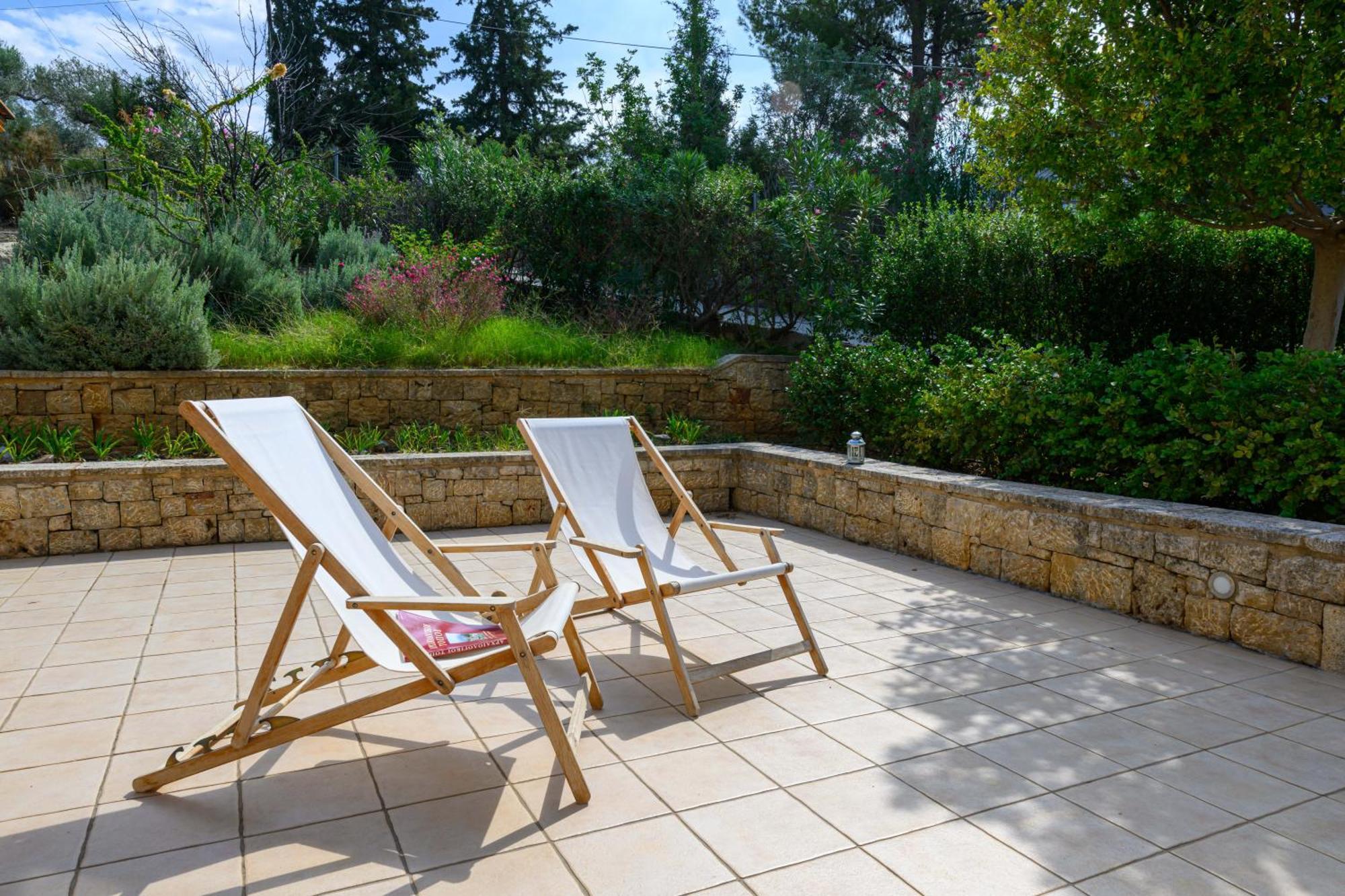 Mani Tower Villa Akrogiali Esterno foto