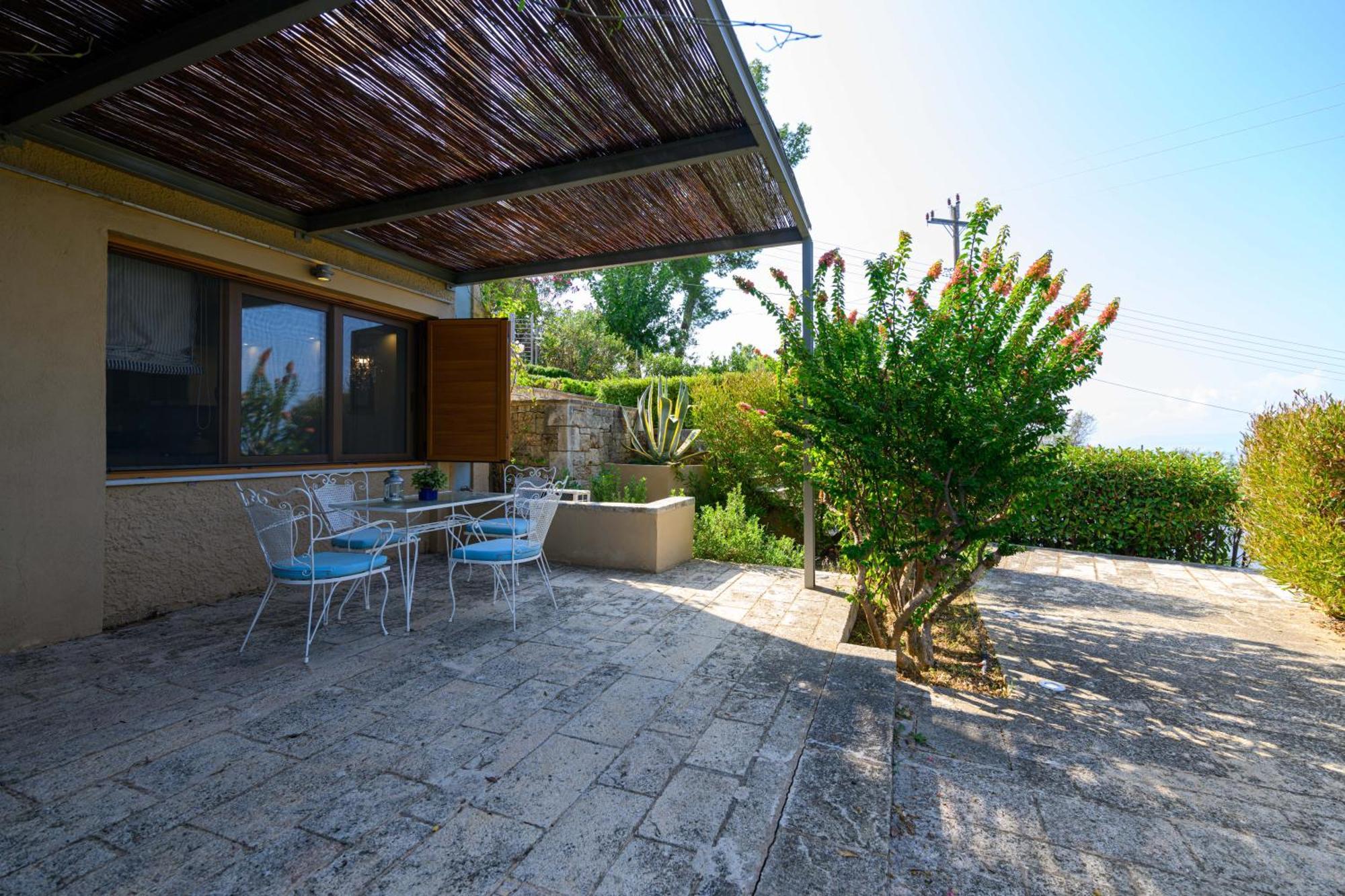 Mani Tower Villa Akrogiali Esterno foto