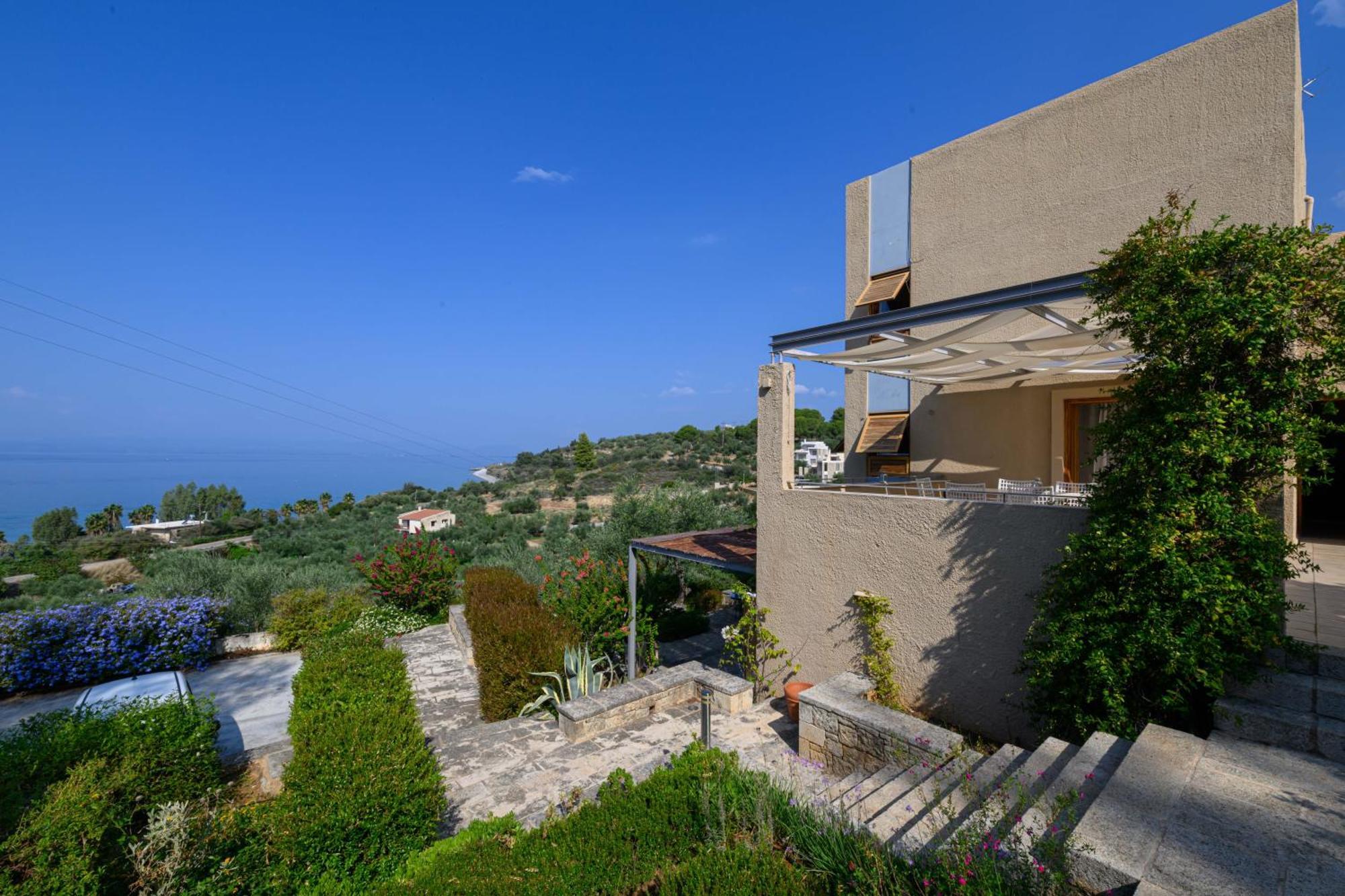 Mani Tower Villa Akrogiali Esterno foto