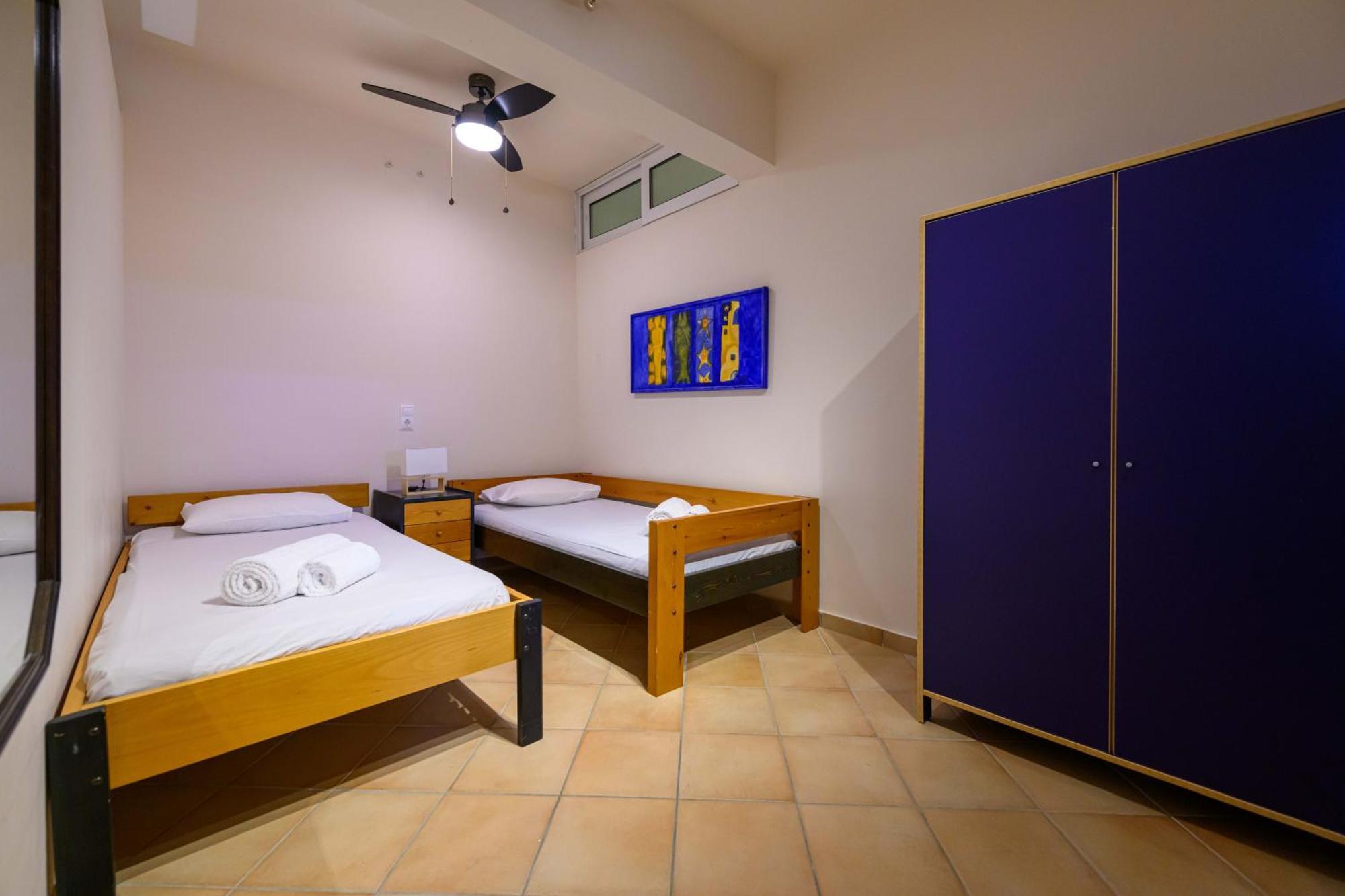 Mani Tower Villa Akrogiali Esterno foto