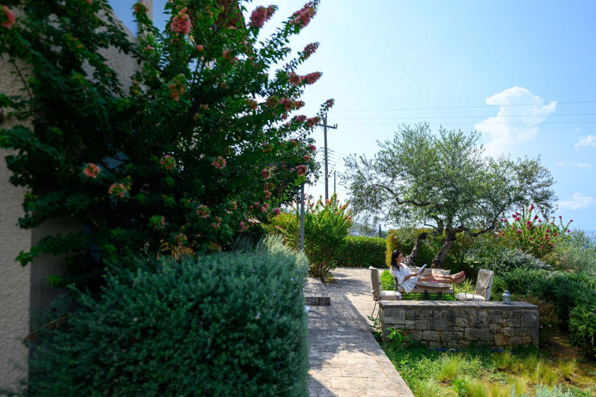 Mani Tower Villa Akrogiali Esterno foto