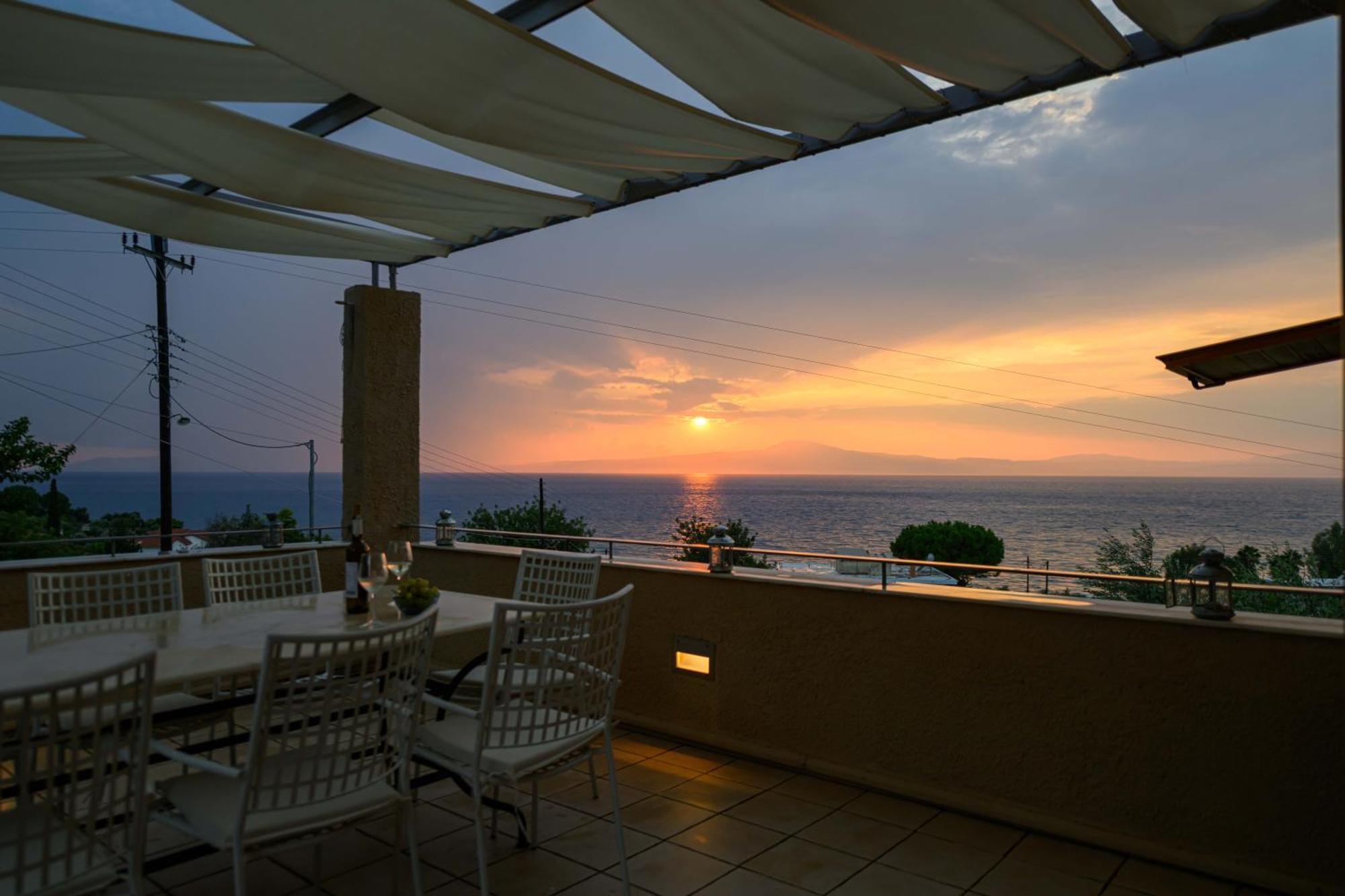 Mani Tower Villa Akrogiali Esterno foto